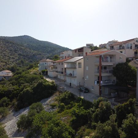 Apartment Lavanda **** Podgreben Ruang foto